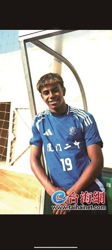 晋鹏翔：感谢每一位球迷，这一路有你们才够滚烫（晋鹏翔：感谢所有球迷，有你们相伴，这段旅程才更炽热）