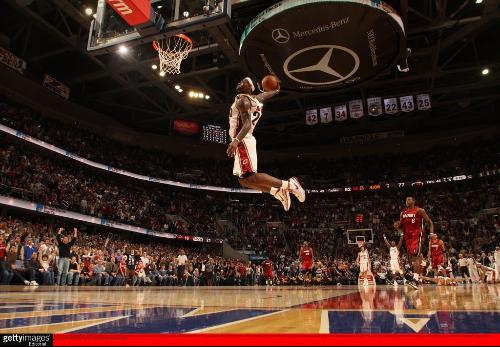 米体：AC米兰曾接近签下阿坎吉，因薪资与无欧冠赛事最终告吹（米体：米兰险签阿坎吉，薪资考量与无欧冠资格令交易告吹）