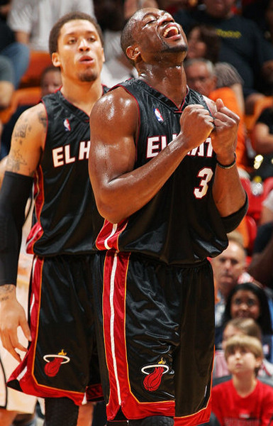 德国杯1／8决赛：拜仁3-2柏林联合 凯恩破门+送点柏林联合两送乌龙（德国杯1／8决赛：拜仁3-2险胜柏林联合，凯恩进球又送点，对手两记乌龙）