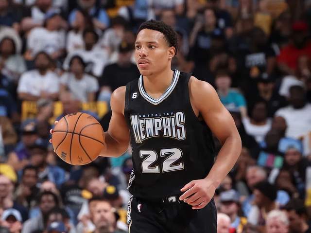 葡萄牙足协主席：C罗能踢世界杯的首场比赛非常重要（葡萄牙足协主席：C罗出战球队世界杯首战至关重要）