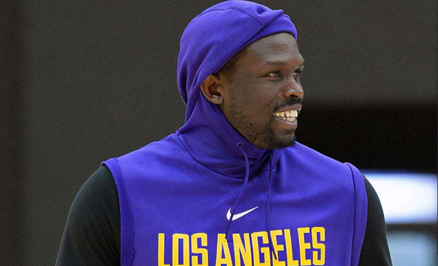 意天空：埃尔莫索伤愈复出，预计将在罗马对阵那不勒斯时首发（意天空：埃尔莫索痊愈回归，罗马战那不勒斯有望首发）