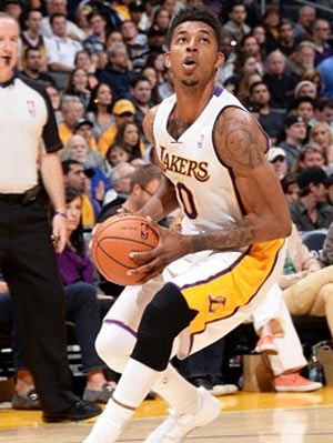 恩梅加：今天丢球丢得太容易，球队的防守还有待加强（恩梅加：今日失球太轻易，防守端亟需加强）