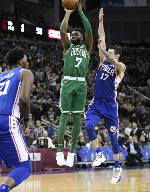 前埃及队队友：利物浦的问题不在于萨拉赫，而在于整个球队（前埃及队友：利物浦的问题源于整体，而非萨拉赫个人）